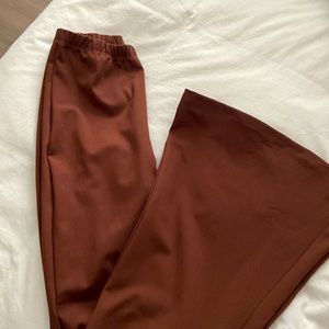Boyed flare pants in chocolate size small